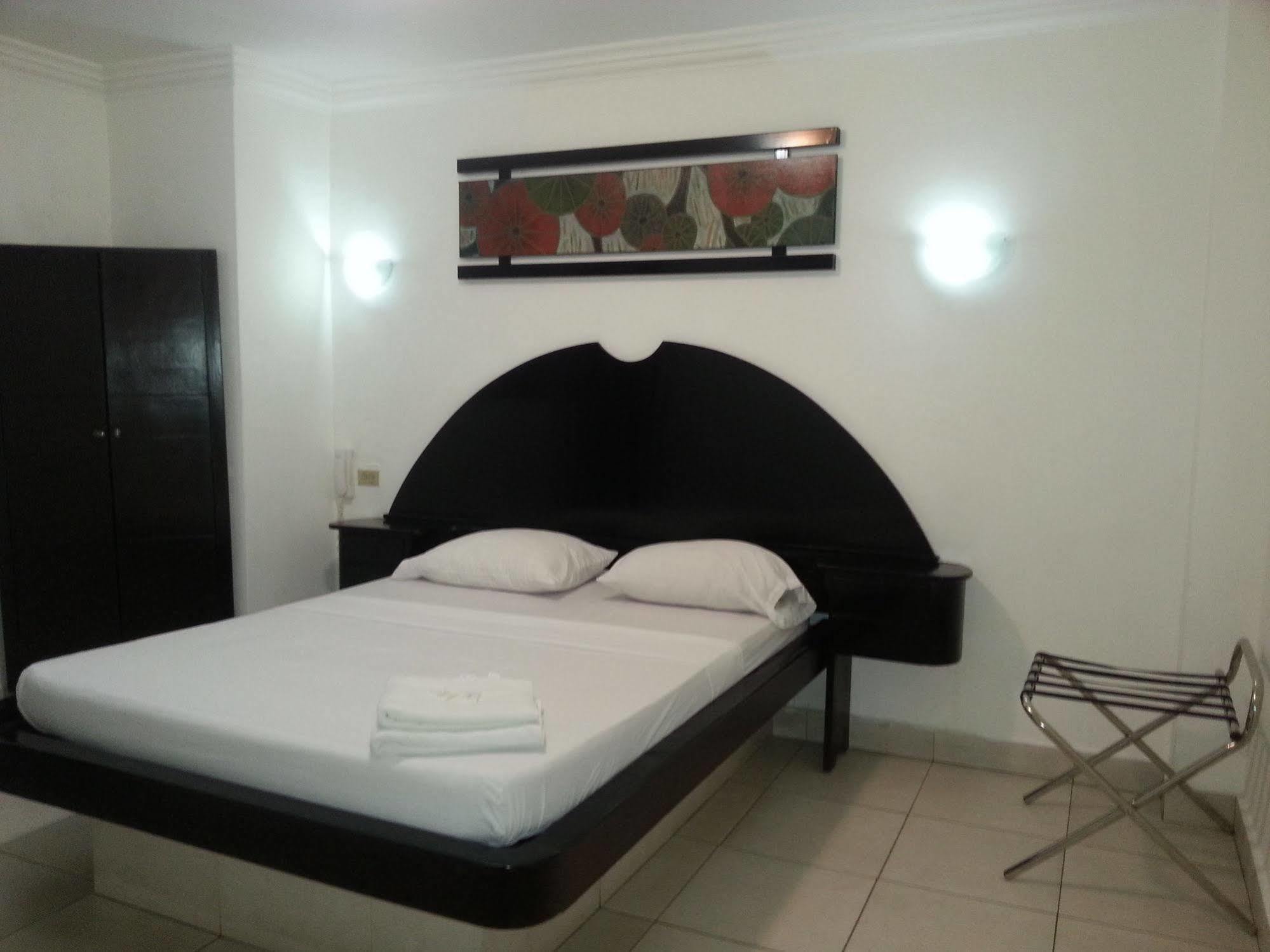 Hotel Pension Corona Panama  Extérieur photo