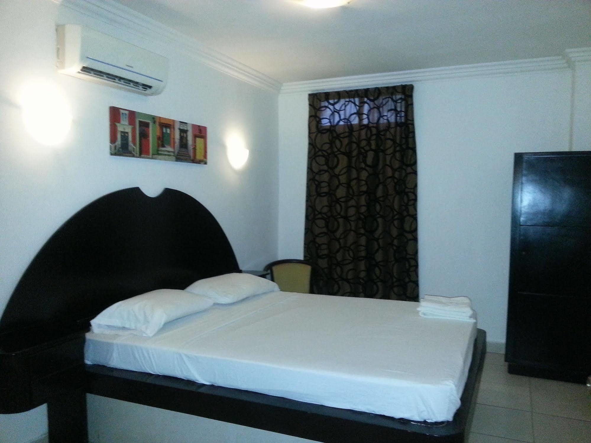 Hotel Pension Corona Panama  Extérieur photo